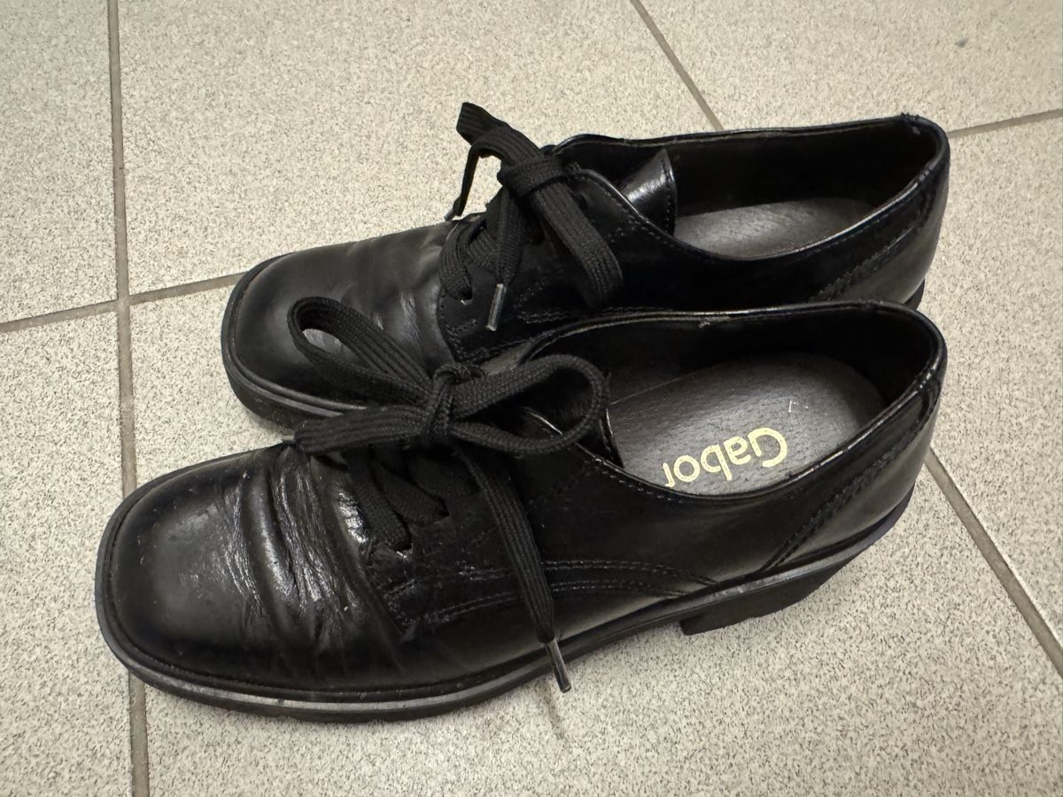 Gabor Scarpe da donna: Gabor Schnürschuh gr 37.5 schwarz – Usato da Zürich venduto da oase69 1