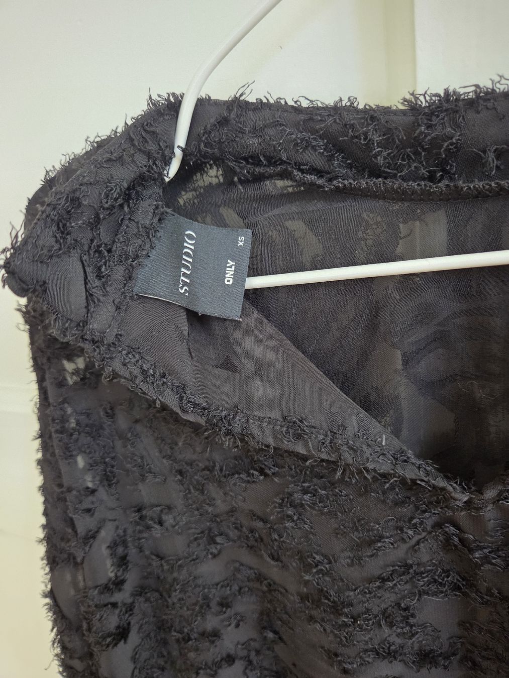Only Camicette: ONLY Bluse in Schwarz mit Struktur - Grösse XS – Nuovo (secondo la descrizione) da Bern venduto da Tashmi_BE 3