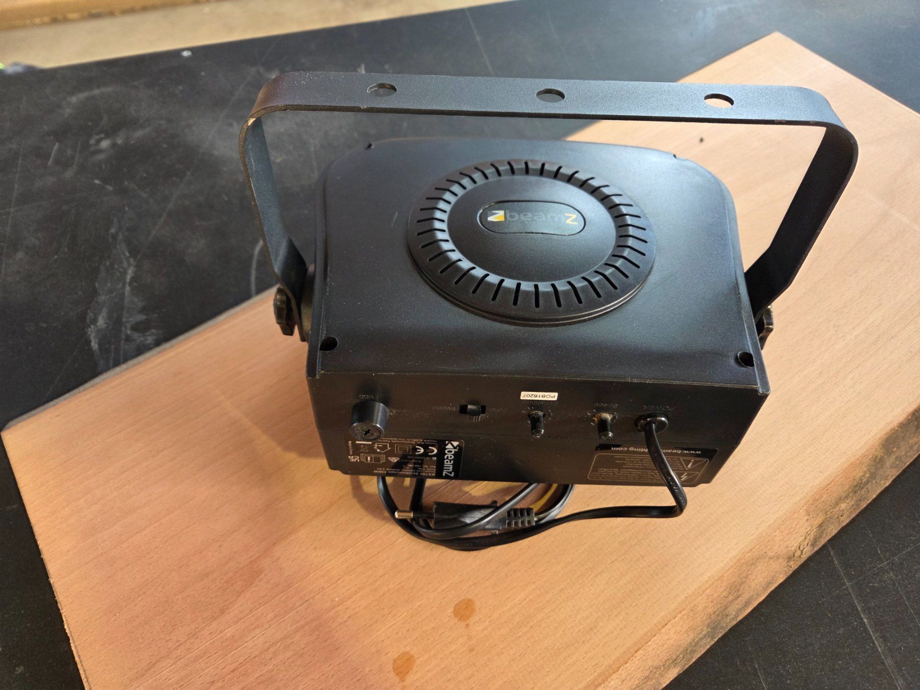 Lampade: BeamZ Stroboscope 150W – Usato da Aigle venduto da Kel-Menuiserie 3