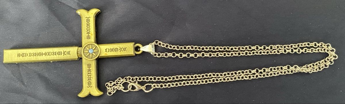 Catenine: One Piece Mihawk Schwert Halskette – Nuovo e nell'imballaggio originale da Allschwil venduto da Deal_Tiger99