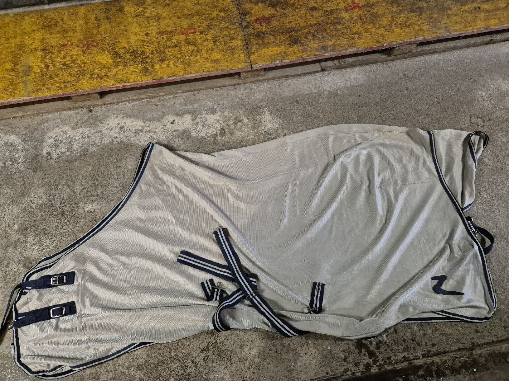 Coperte: Horze Fliegendecke 145 – Usato da Meggen venduto da Orrinka20