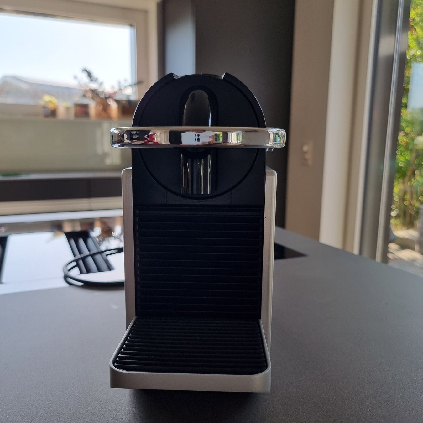Nespresso Kaffeemaschinen & Espressomaschinen: Nespresso Pixie Silber Kaffeemaschine fast wie neu – Neu (gemäss Beschreibung) aus Gammen von home_brocki 1