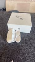 Apple AirPods Ladecase weiss akzeptabler Zustand