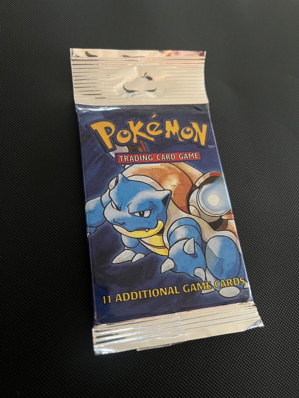 Pokémon Carte collezionabili: Pokémon Base Set Long Crimp Artwork – Nuovo e nell'imballaggio originale da Seuzach venduto da provenzano18 2