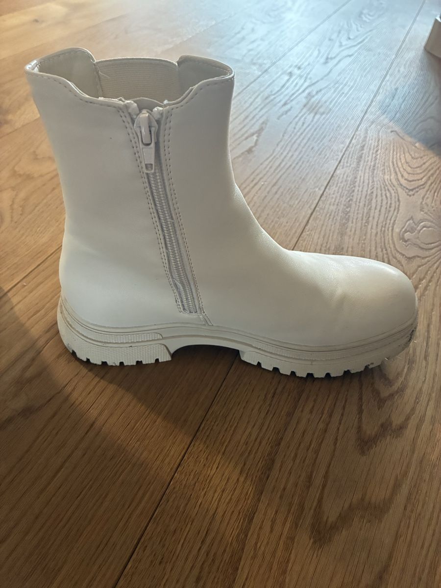Friboo Scarpe per ragazze: Stifelette, beige, Grösse 37 – Usato da Richterswil venduto da Hoschi79 1