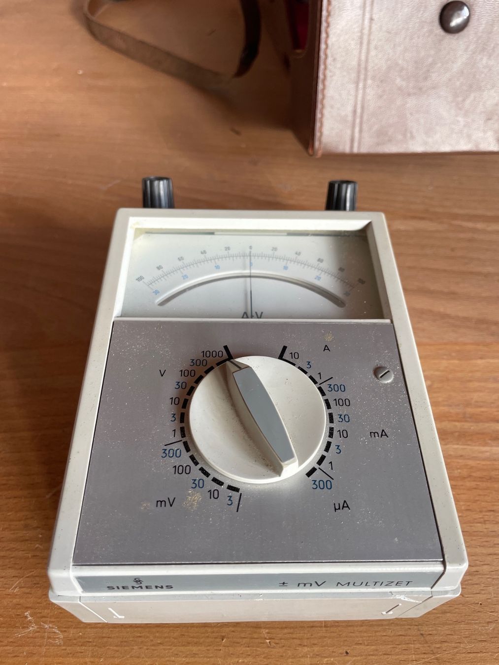 Siemens Misurare: MULTIMESSGERÄT SIEMENS ANALOG – Usato da Ormalingen venduto da Pincacha 2