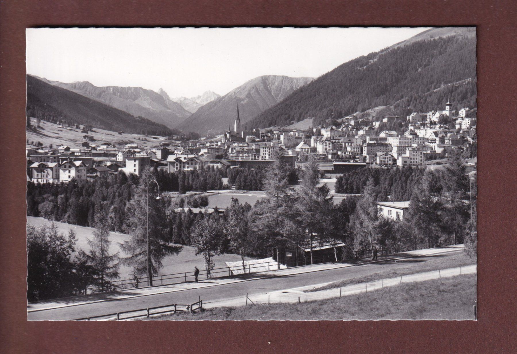 Cartoline postali: DAVOS - Teilansicht – Usato da Pully venduto da nicecards
