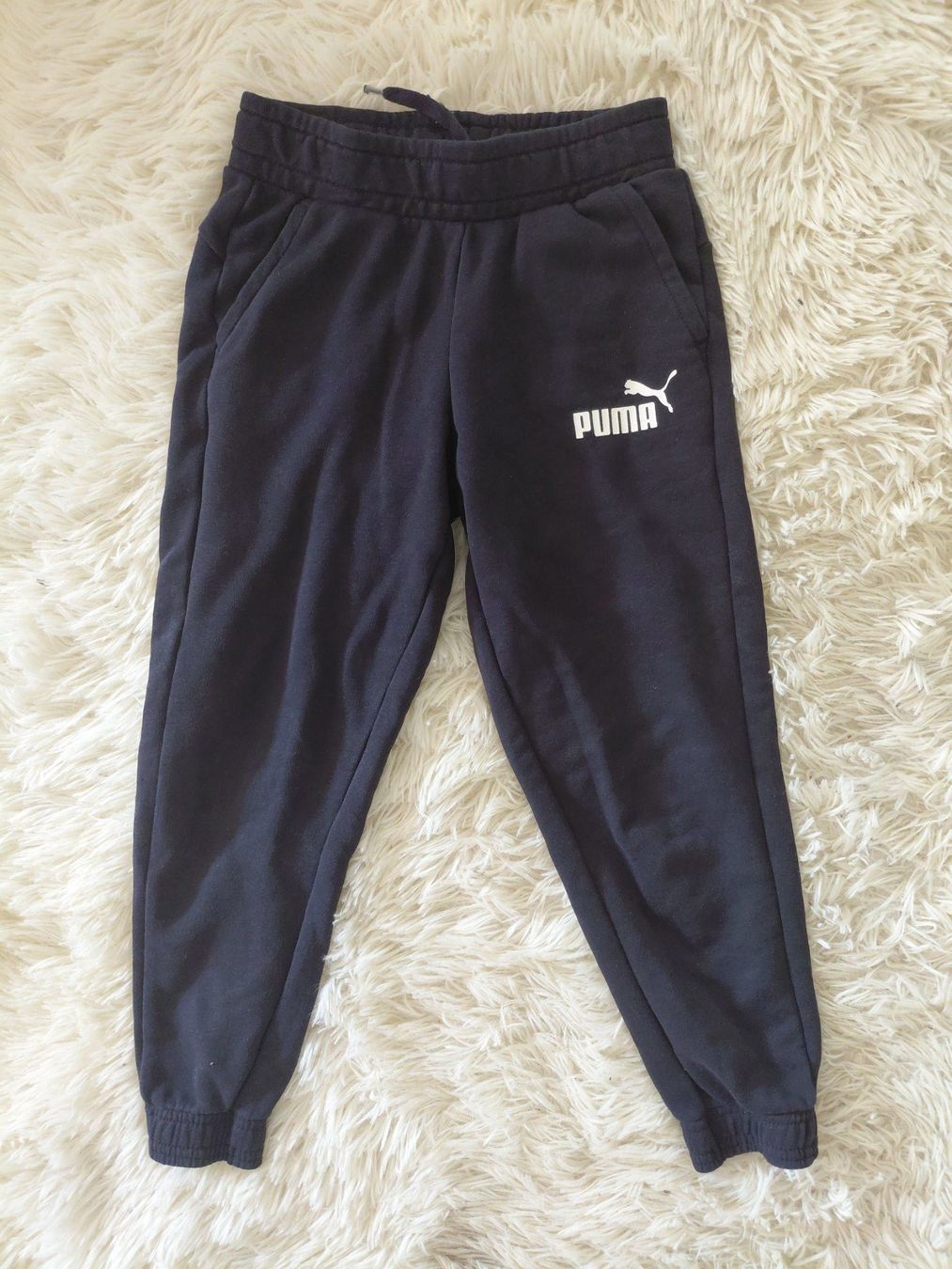 Puma Pantalons: PUMA Trainingshose Jogginghose Gr. 128 – D'occasion à Turgi par aprilhexxe