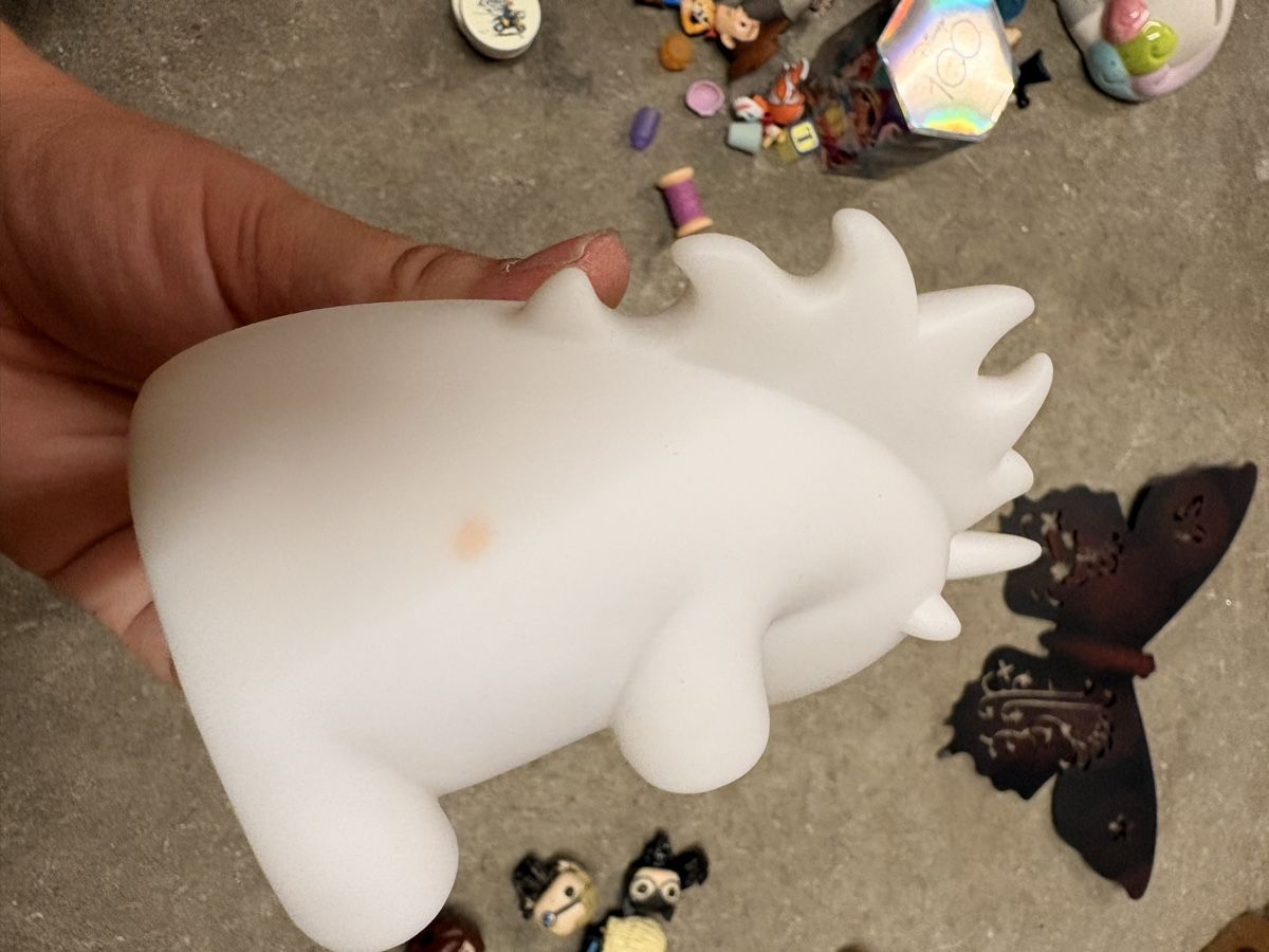 Toutes les décorations: Leuchtendes Einhorn (farbwechsel) – D'occasion à Basel par alisha.beuggert 4