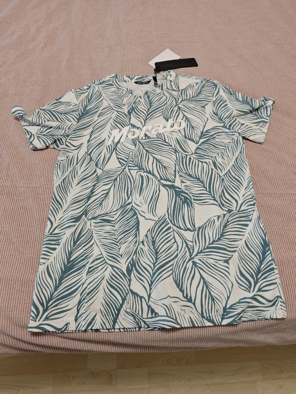 T-shirt: T-Shirt Anthony Morato  – Nuovo (secondo la descrizione) da Winterthur venduto da Roccoita
