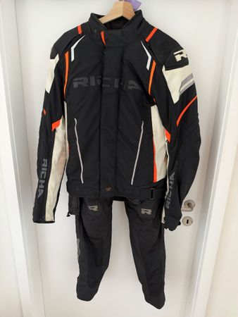 Richa Motorradkombi Jacke + Hose Gr. S – D3O Protektoren,