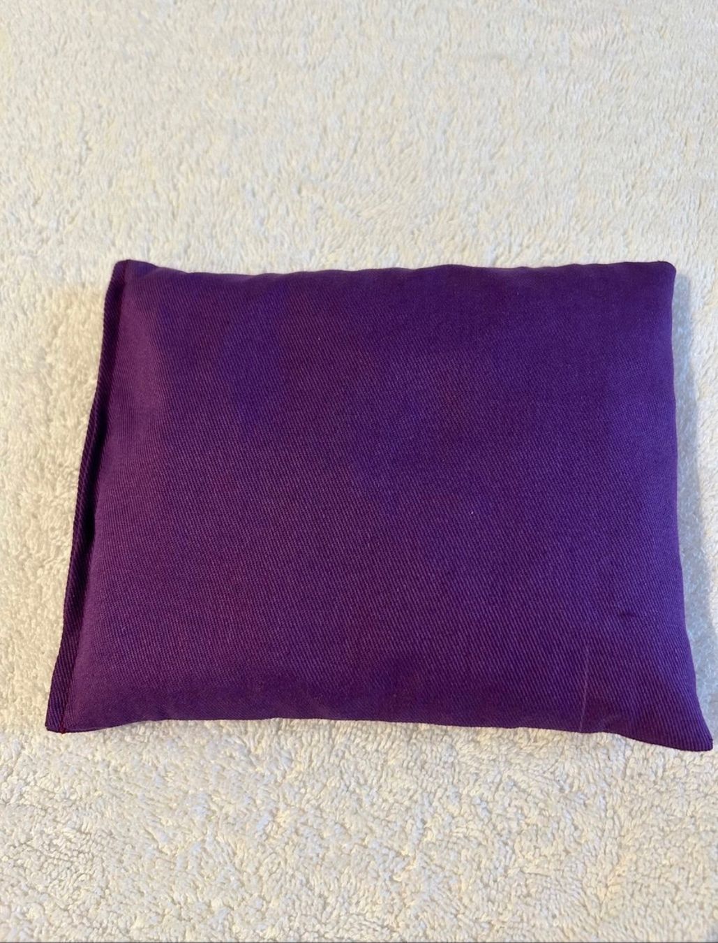 Cuscini: Kirschsteinkissen violet ca 12 x 16 cm – Nuovo e nell'imballaggio originale da Hindelbank venduto da Kaktus130