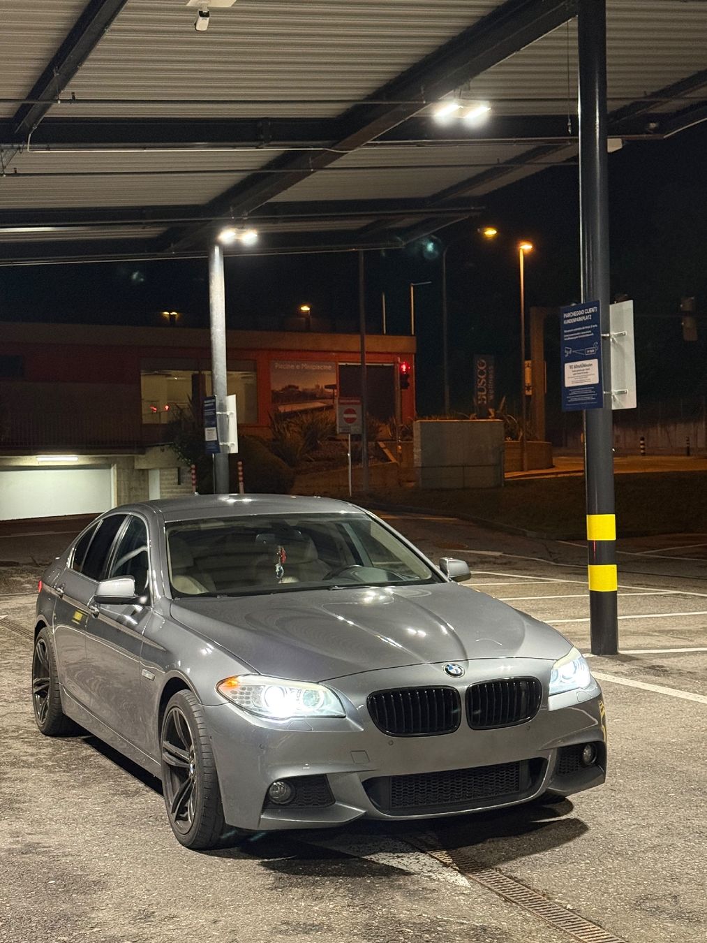BMW Autos: Bmw 535xdrive – D'occasion à paradiso par miki711 2