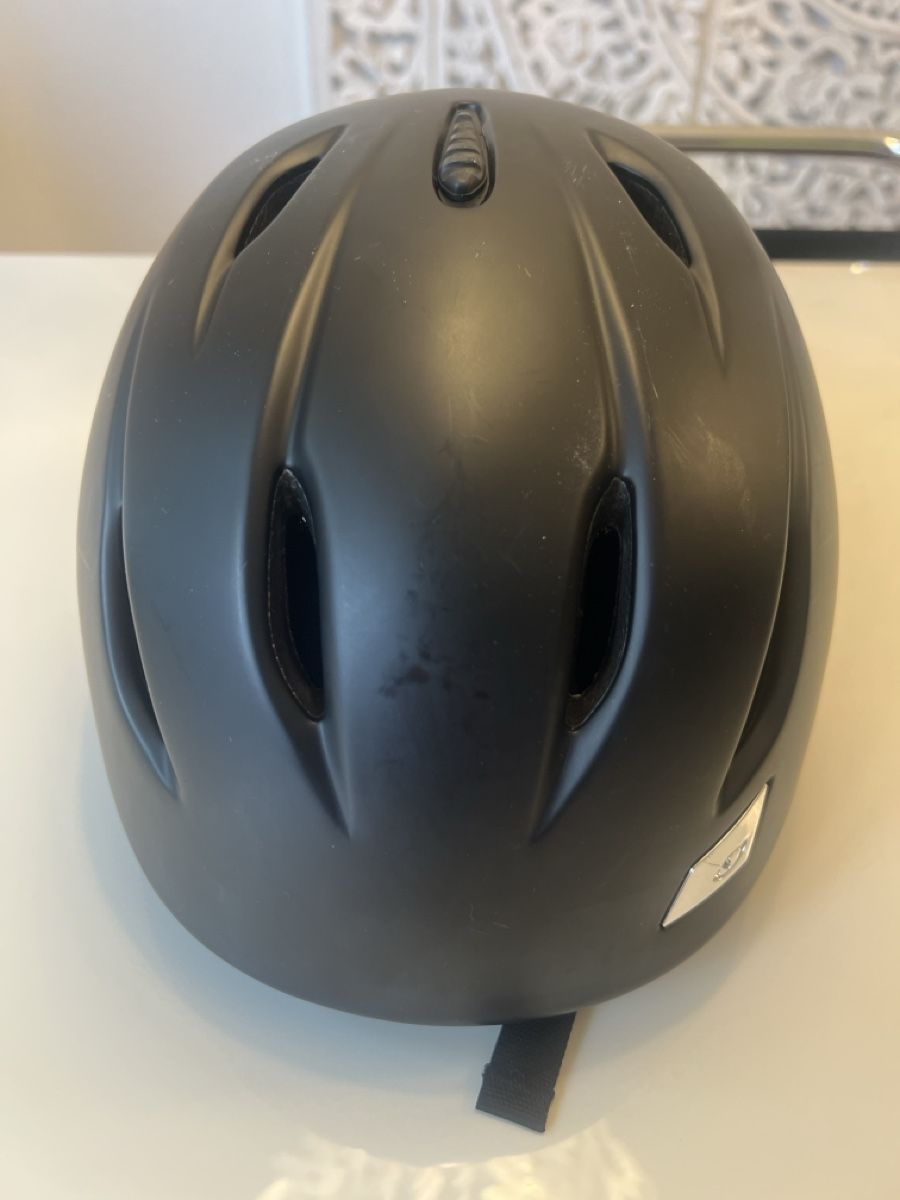 Giro Helme: Skihelm Giro schwarz  – Gebraucht aus Zollikofen von marSeille_13 1