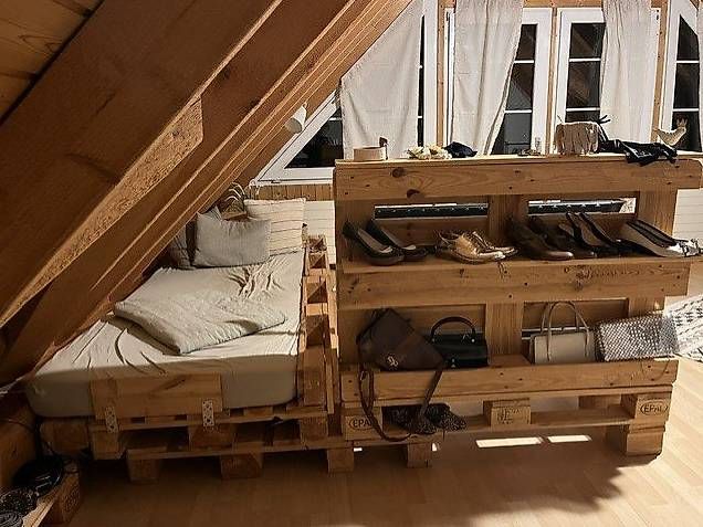 Sofas: Sofalandschaft aus Paletten – D'occasion à Ottikon par mindfuel 4