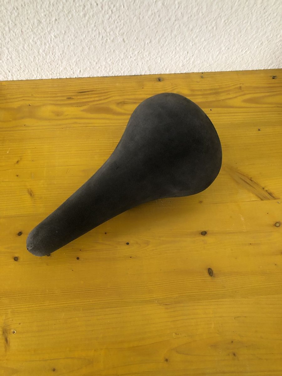 Pièces détachées: Sattel – D'occasion à Riehen par Love-and-Peace