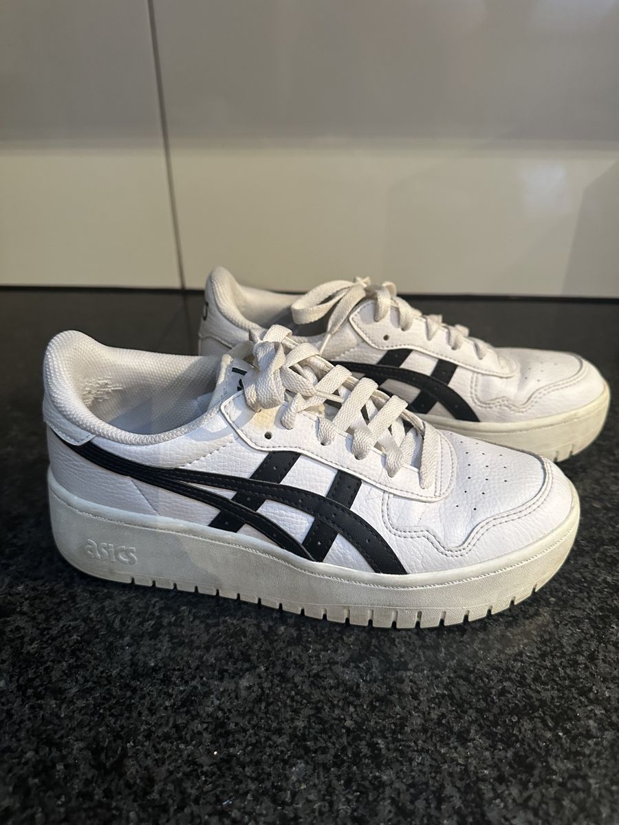 Asics Scarpe da donna: Asics Sneaker, Grösse 39.5 – Usato da Sirnach venduto da Robine1991