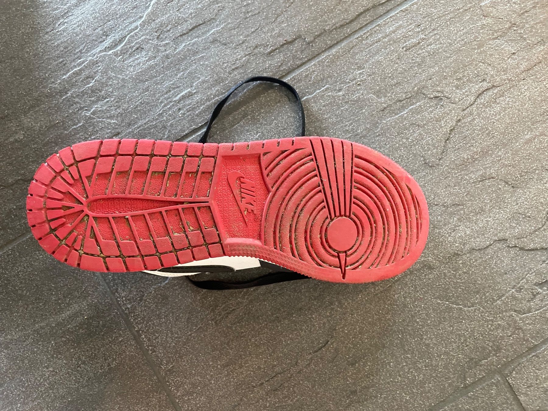 Jordan Schuhe für Jungen: Air Jordan 1 Low – Gebraucht aus Lenzburg von  4