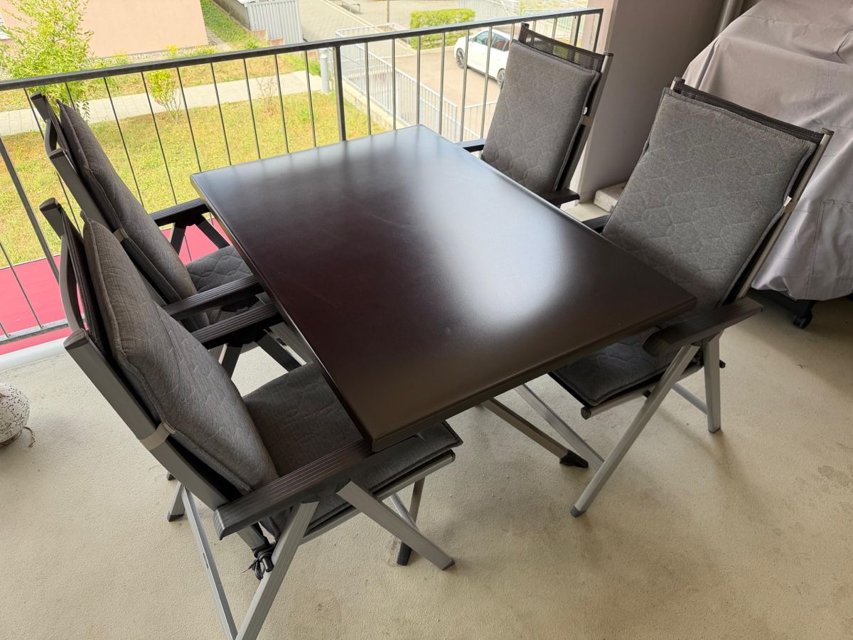 Kettler Set di tavolo e panche: Gartenset Tisch mit 4 Klappstühlen – Usato da Pfungen venduto da melos 2
