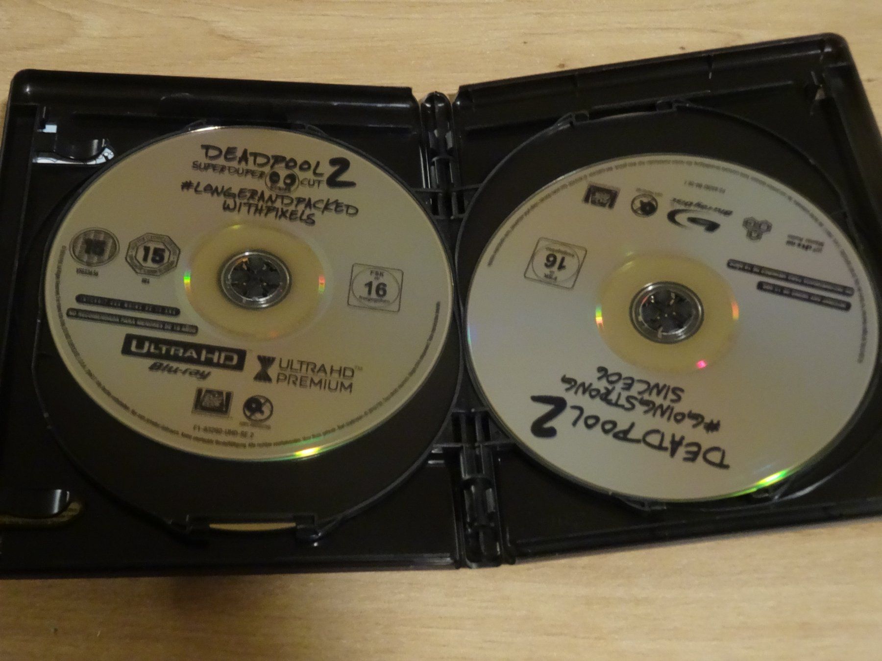 Tous les DVDs: Deadpool 2 Super Duper Cut 4K UHD Blu-ray – D'occasion à Olten par Disc-Verkauf 2