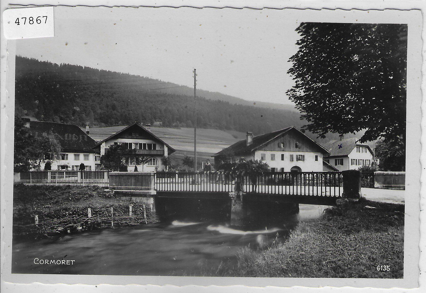 Cartes postales: Cormoret - Brücke mit Kinder – D'occasion à Ettingen par Kartenplanet