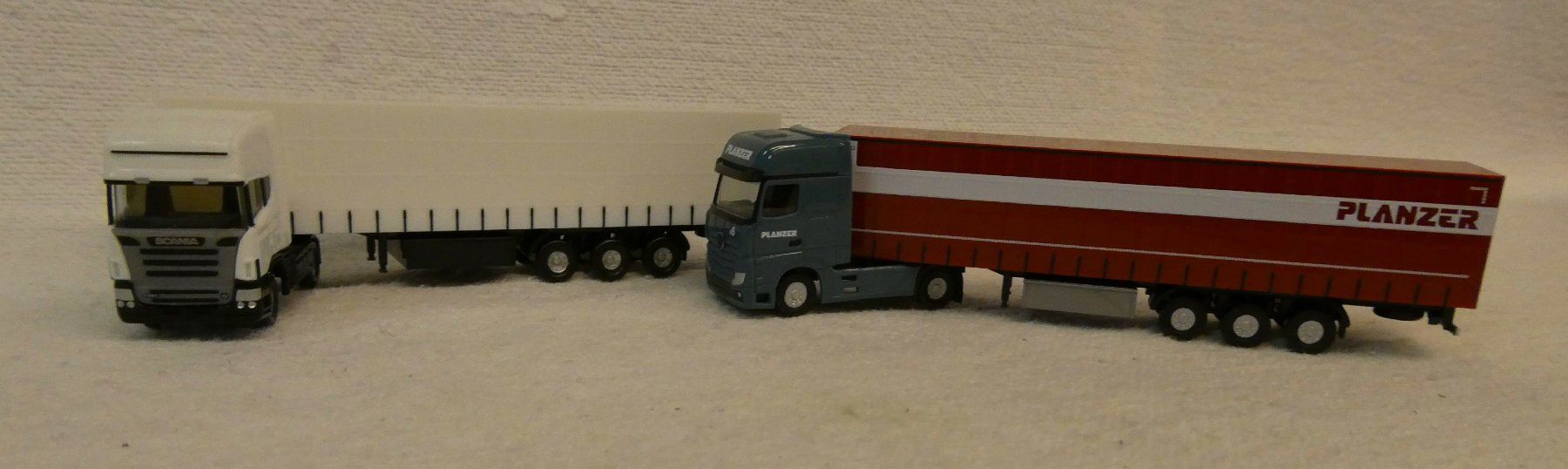 Herpa Modellini di ferrovie: 2 Stk LKW Schlepper Herpa – Nuovo e nell'imballaggio originale da Rupperswil venduto da Ropi03 1