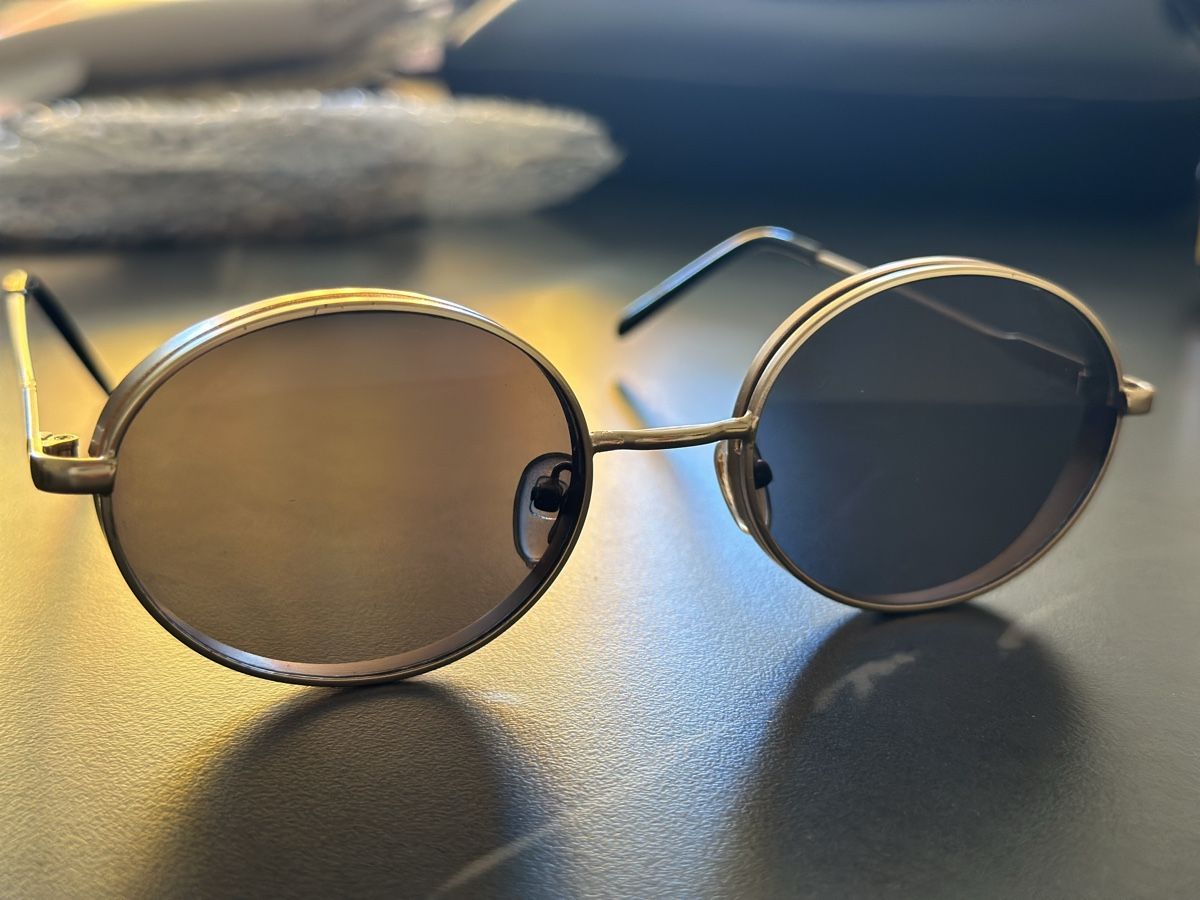 Occhiali & Lenti: Runde Sonnenbrille Mattgold Schwarz – Nuovo (secondo la descrizione) da Zürich venduto da ElissZurich 2