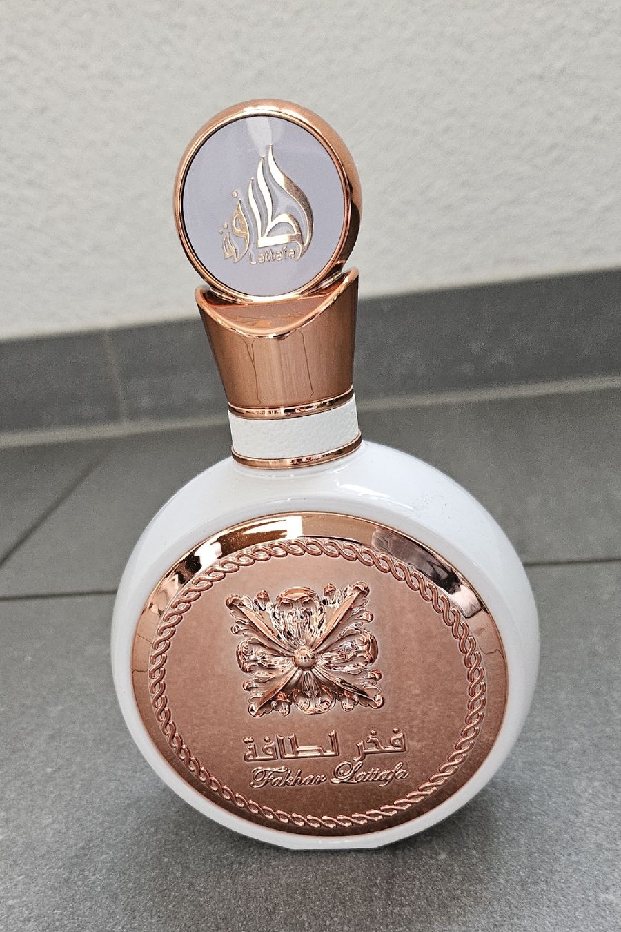 Lattafa Profumi & Eau de Toilette: Fakhar, Lattafa, Damen Eau de Parfüm 100ml – Usato da Schupfart venduto da Herz24