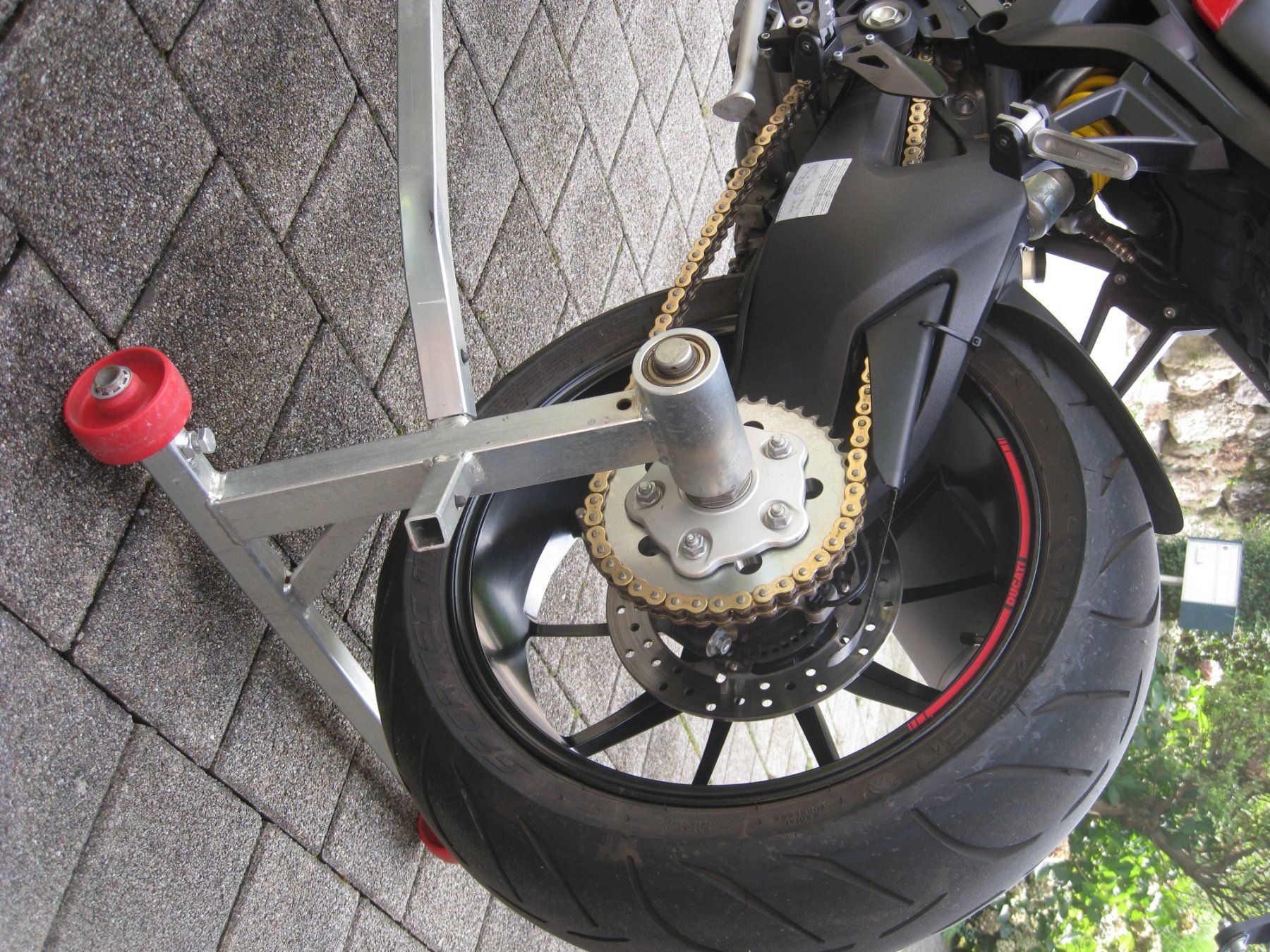 Ducati Strada: Ducati Monster 1100 EVO ABS – Usato da Schänis venduto da Werma1 4