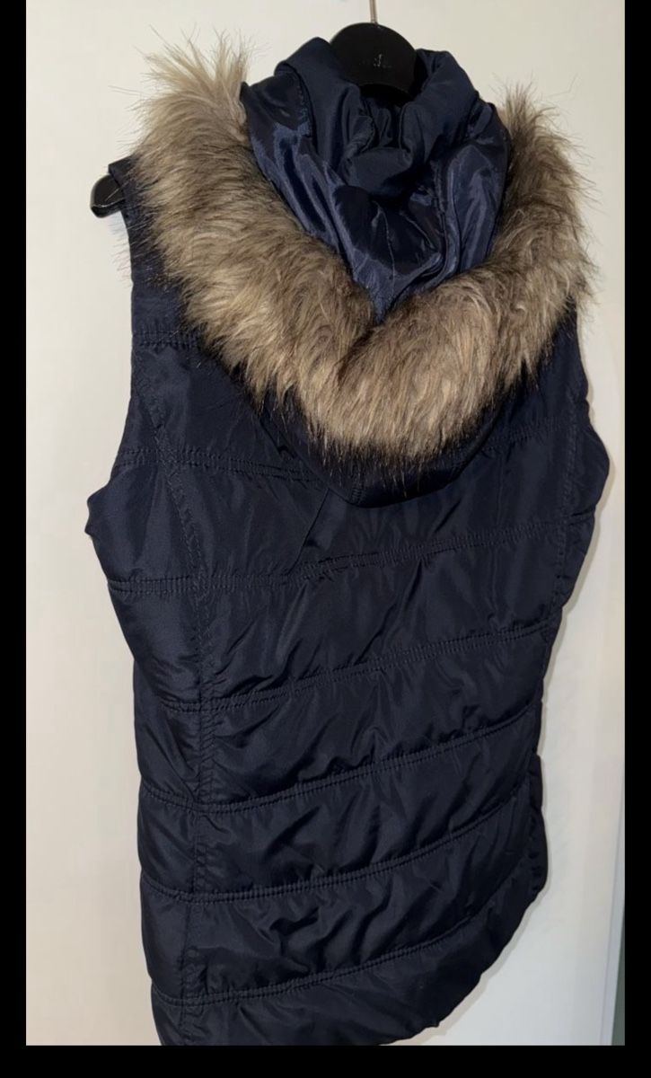 Gilets & Westen: Weste Size L – Gebraucht aus Roggwil BE von KatharinaKunz