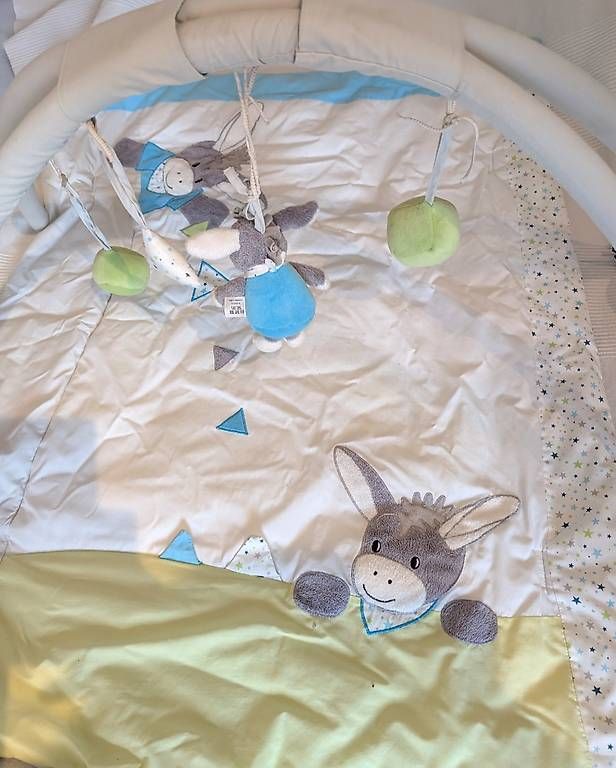 Tiro con l'arco: Sterntaler Spieldecke mit Spielbogen – Usato da Wattwil venduto da Lilo111