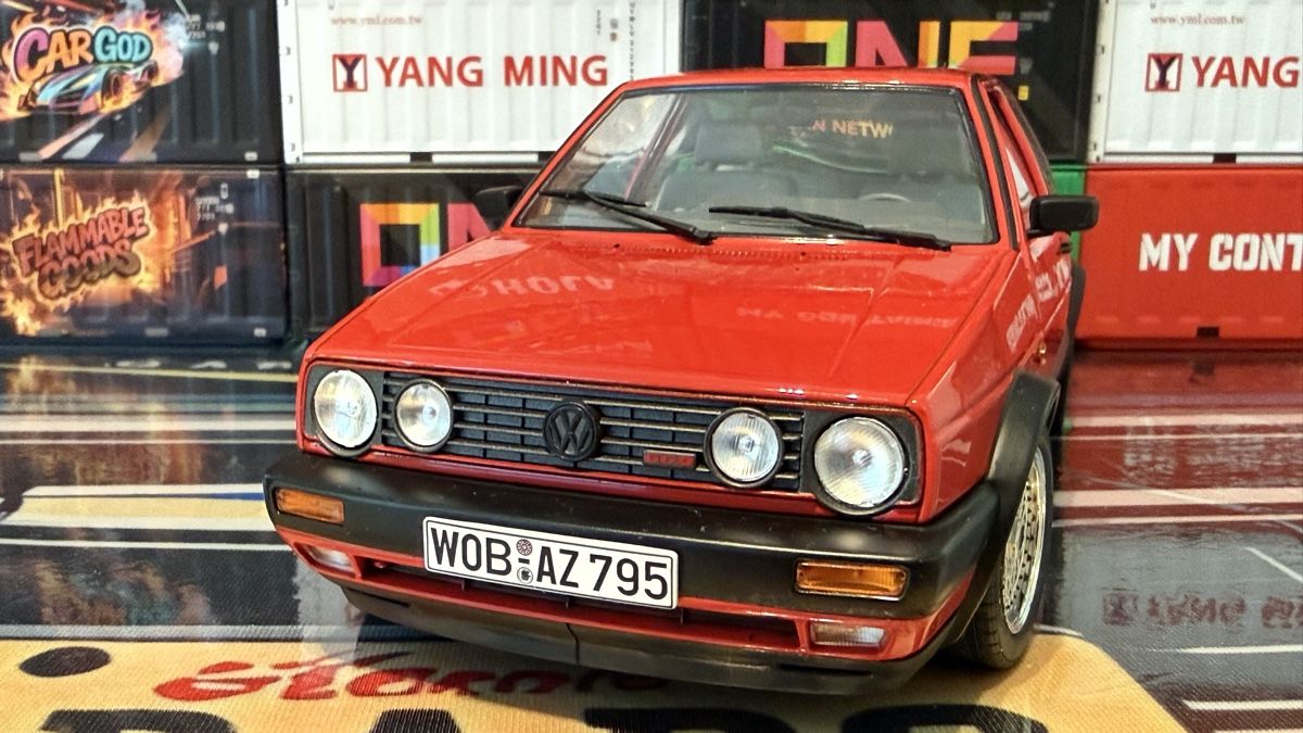 Volkswagen Modellautos: VW Golf 2 GTI Modellauto rot, 1:18,  – Neu (gemäss Beschreibung) aus Basel von Zomeg 1