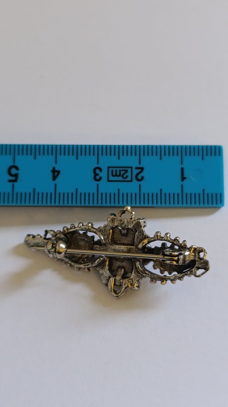 Spille & Fermagli: Broche vintage avec perles - Élégance intemporelle! – Usato da Genève venduto da EcrinVintage 3