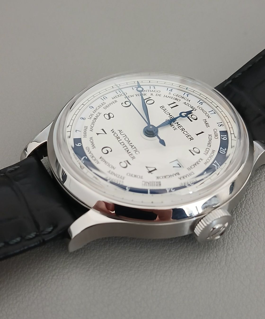 Baume & Mercier Orologi: Baume & Mercier Capeland Worldtimer - Comme Neuve, Révisée – Usato da Lausanne venduto da DavidoffHumidors 4