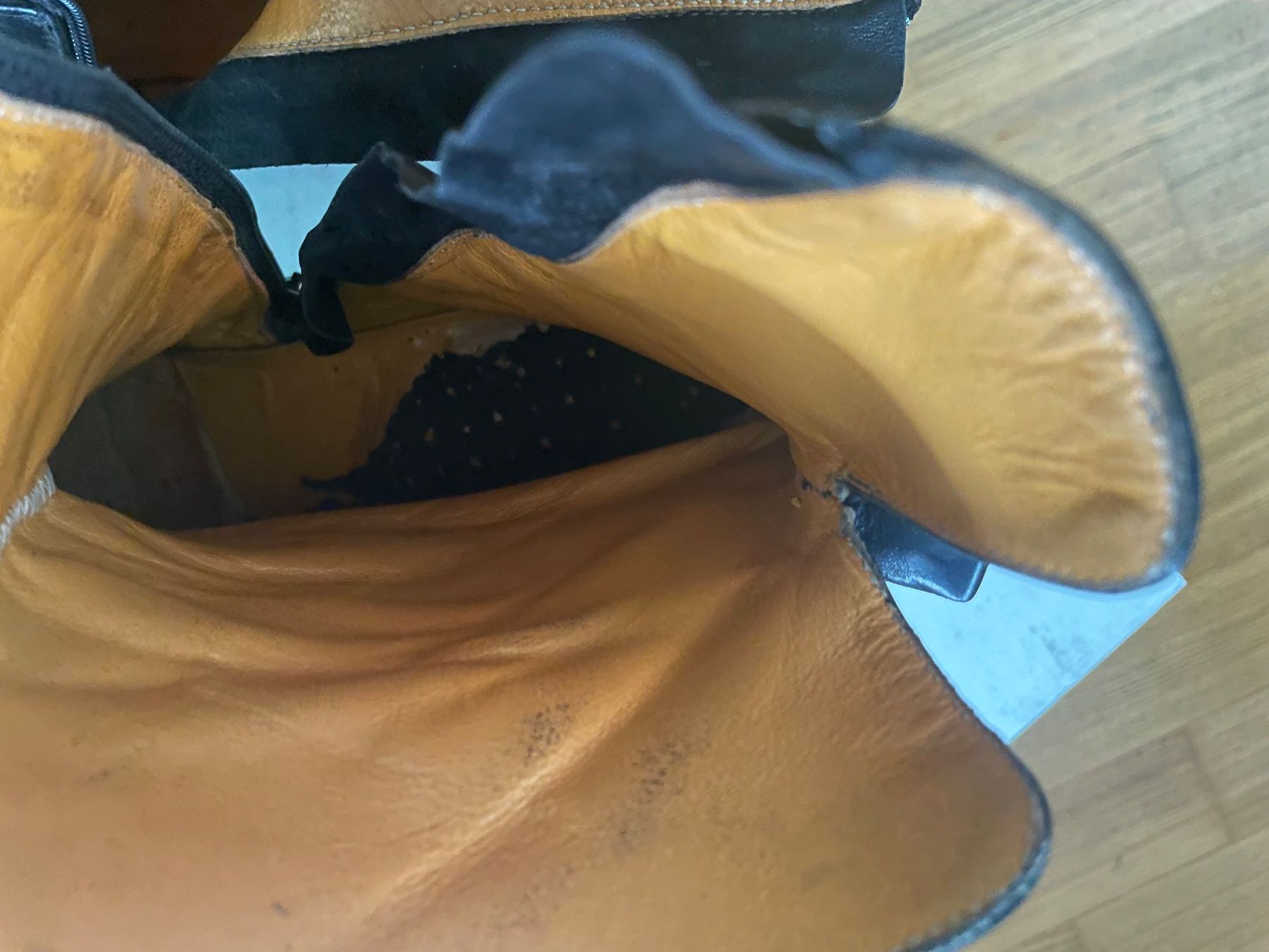 Chaussures hommes: Stiefel schwarzes Leder Gr 46 – D'occasion à Unterengstringen par DeaundHeinz 7