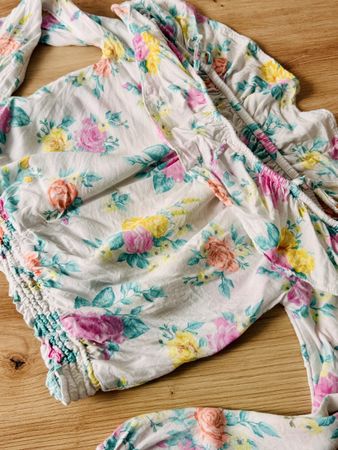 Blouse fleurie à manches longues, taille 140