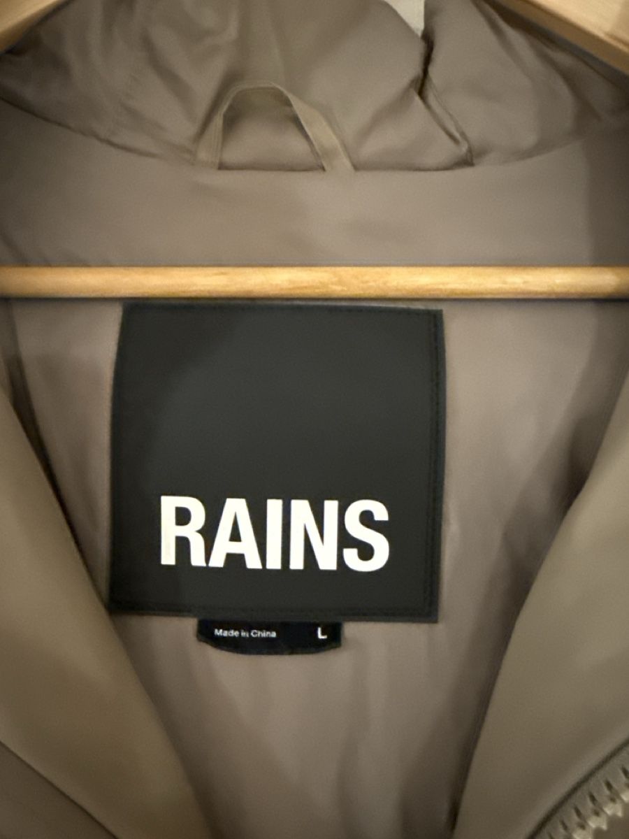 Rains Mäntel: Puffer Jacket Rains beige size L good condition – Gebraucht aus Stein am Rhein von lfnfreer01 2