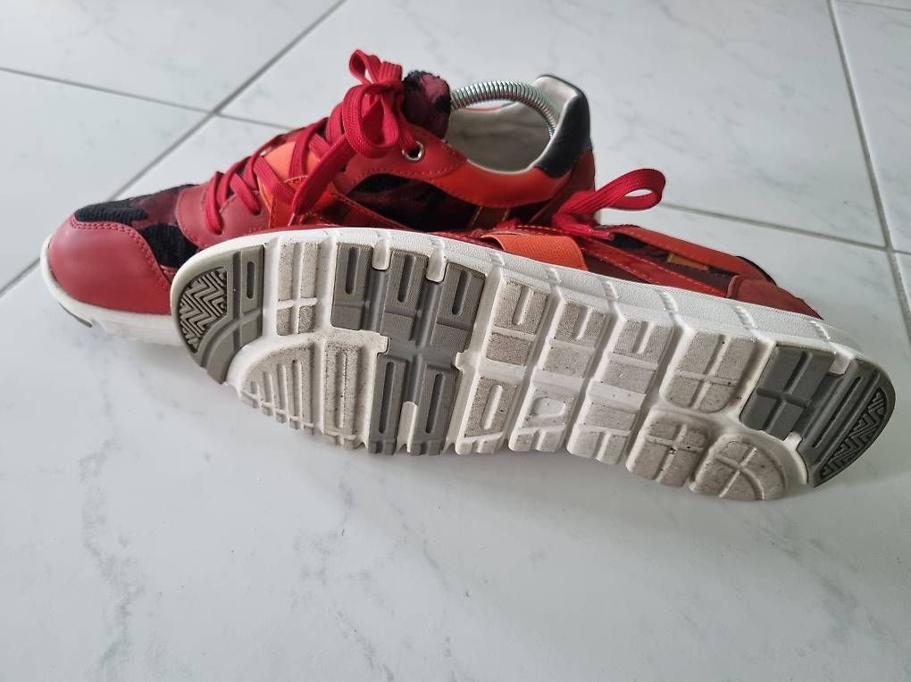 Damenschuhe: Dolce & Gabbana Sneakers Schuhe, Gr. 39 – Gebraucht aus Hombrechtikon von goe_f996 3