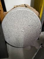 Granitsockel Schirm