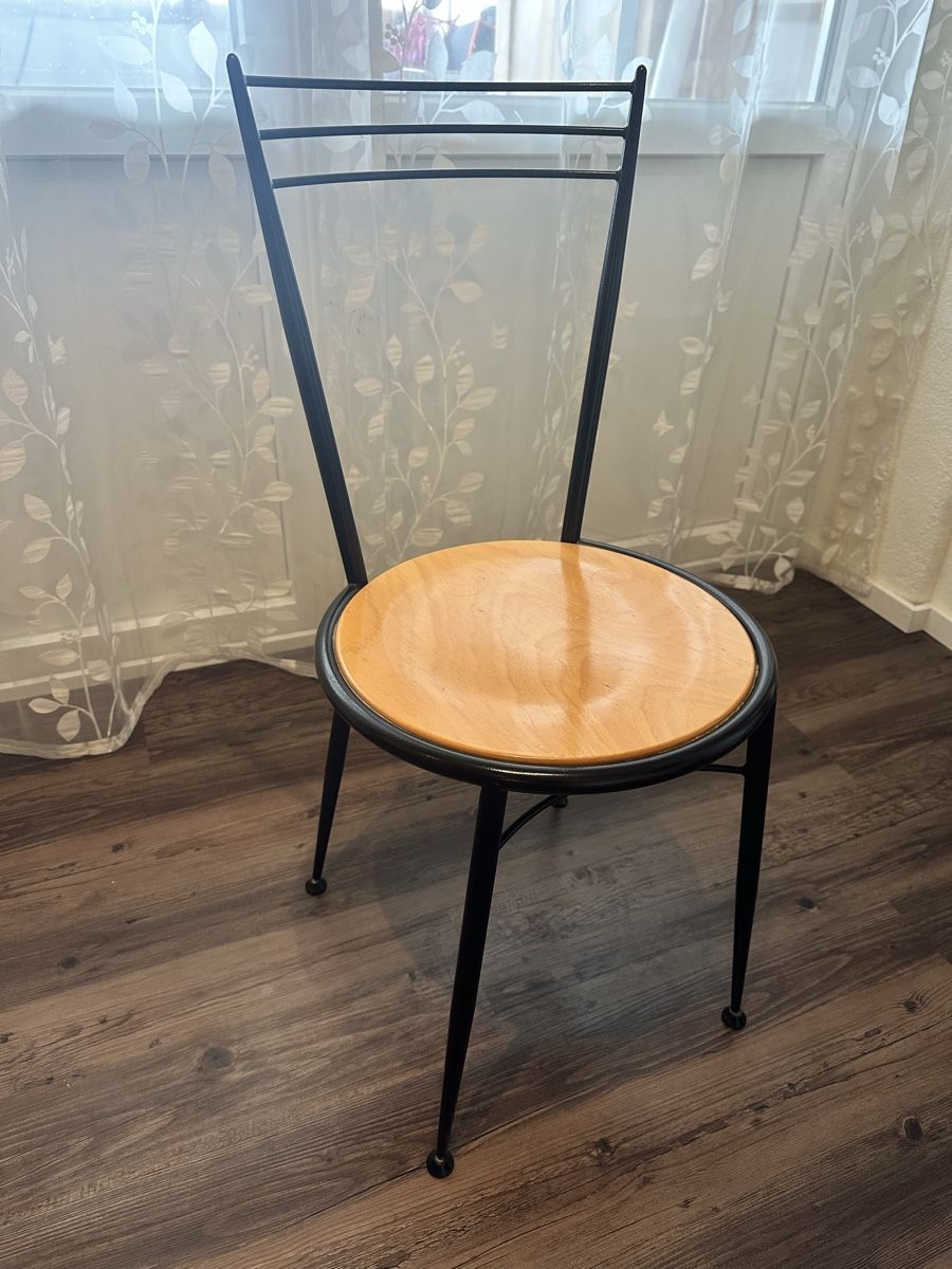 Sedie: 6 Stühle mit Holz-Sitzfläche – Usato da Safnern venduto da Pe_ei 1