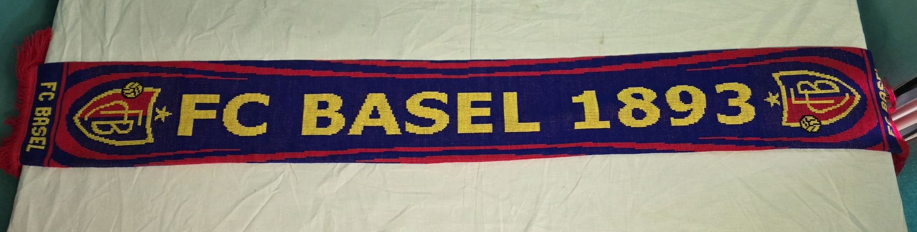 FC Basel Foulard & Sciarpe: FC Basel Schal  – Usato da Küssnacht am Rigi venduto da swiss-pc 1