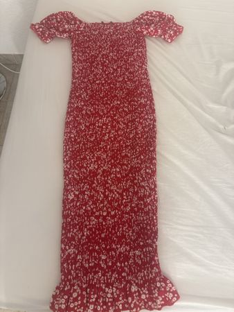 Rotes figurbetontes Kleid XS–S • sehr stretchy • wie neu