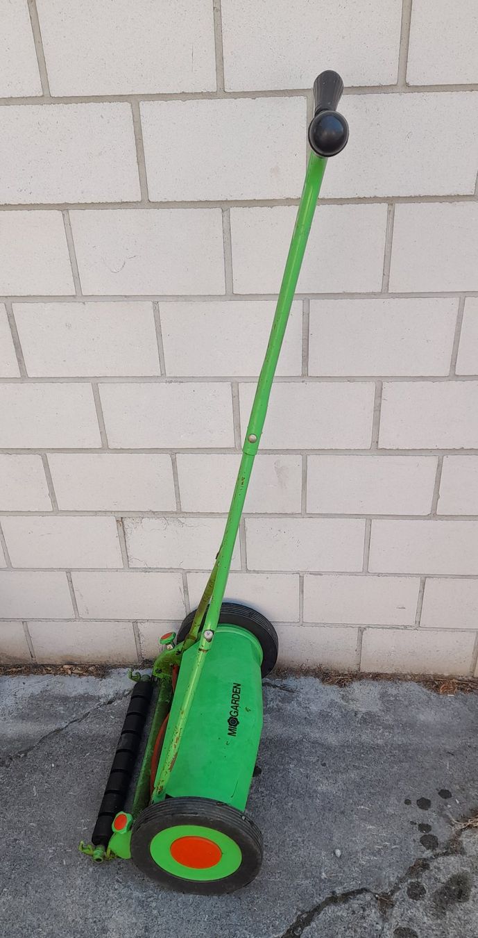 Migros Rasenmäher: Hand-Rasenmäher – Gebraucht aus Villmergen von BRUMA57