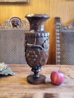 Holzvase geschnitzt Weintrauben Black Forest Stil 30 cm