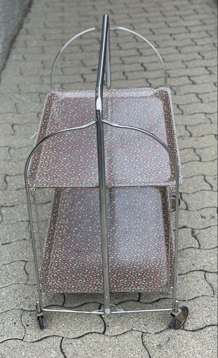 Carrelli di servizio: Vintage Servierwagen – Usato da Schaffhausen venduto da marakesch41