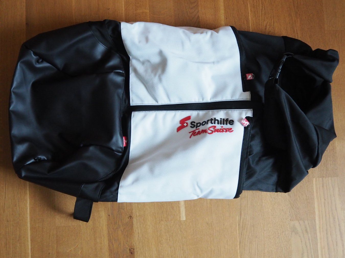 Valigie & Borse: Sportbag Team Suisse – Nuovo (secondo la descrizione) da Rapperswil SG venduto da lorenz59