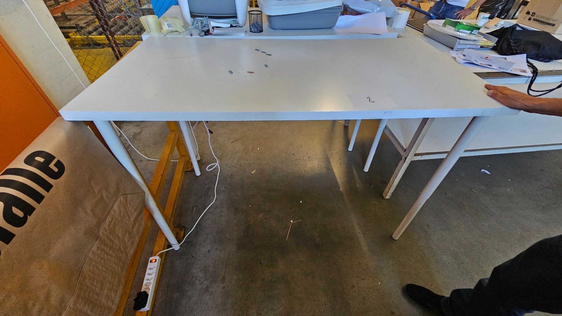 Scrivanie: Arbeitstisch / Bürotisch – Usato da Diessenhofen venduto da Osio