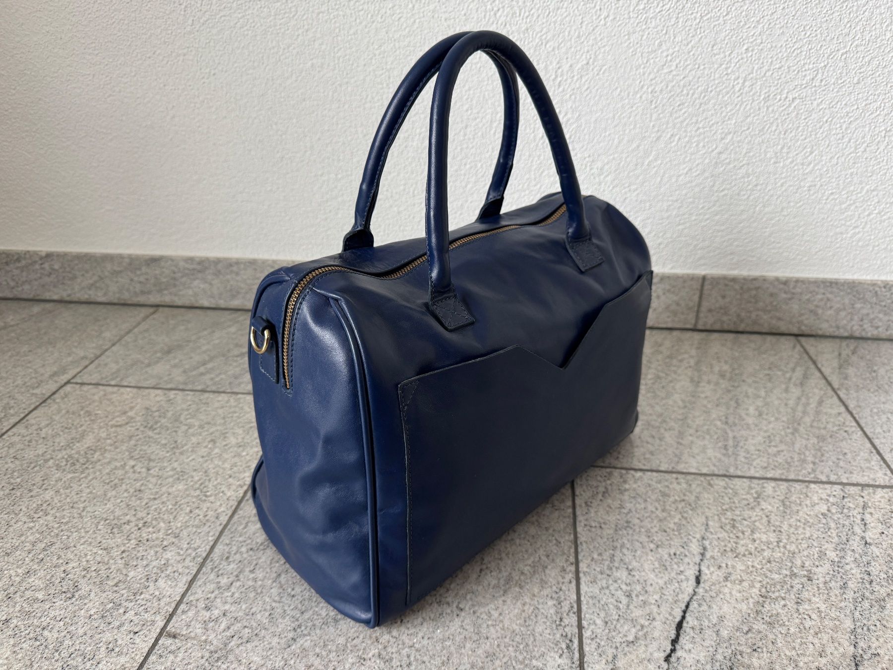 Taschen für Damen: Neu** Leder Tasche von Minelli – Neu und originalverpackt aus Zollikon von Krenapf 3