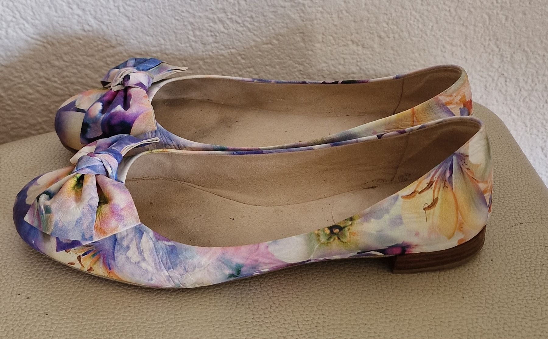Stuart Weitzman Damenschuhe: Stuart Weitzman Ballerinas, Blumenmuster, Gr. 38, Sommer – Gebraucht aus Kriens von natalia.lang 2
