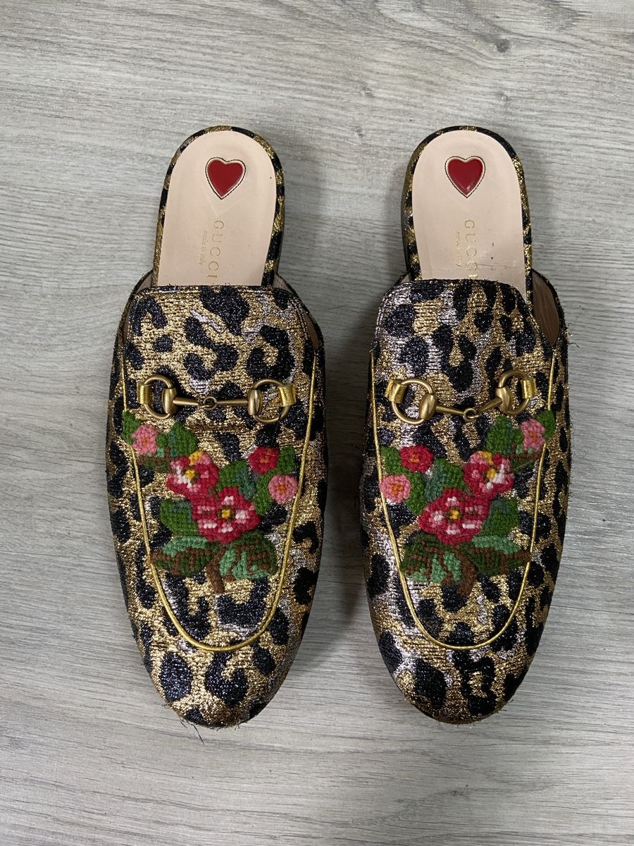 Scarpe da donna: Slippers Gucci taille 42 – Usato da Montreux venduto da Perledor 2